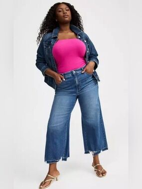 Torrid Foxy Hot Pink tube top